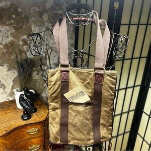 NWT Duluth Trading Co. Oil Cloth Day Tote Bag